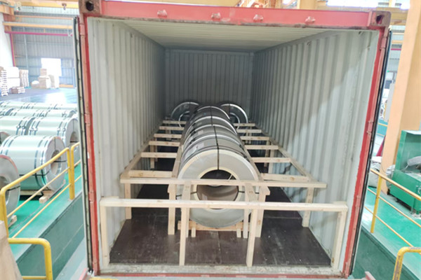 高品質(zhì)430不銹鋼帶啟運(yùn)埃及,助力高端廚具制造